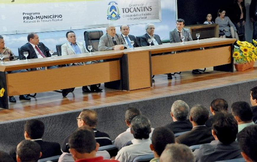 Governo adere ao Pró-Município