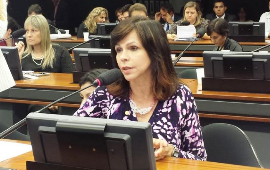 Deputada federal Profª Dorinha