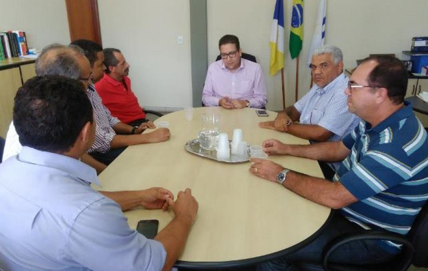 Reajuste aos servidores foi discutido em reunião 