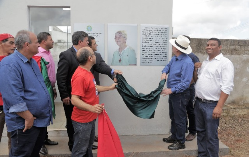 Prefeito de Araguaína entrega primeiro residencial popular do TO