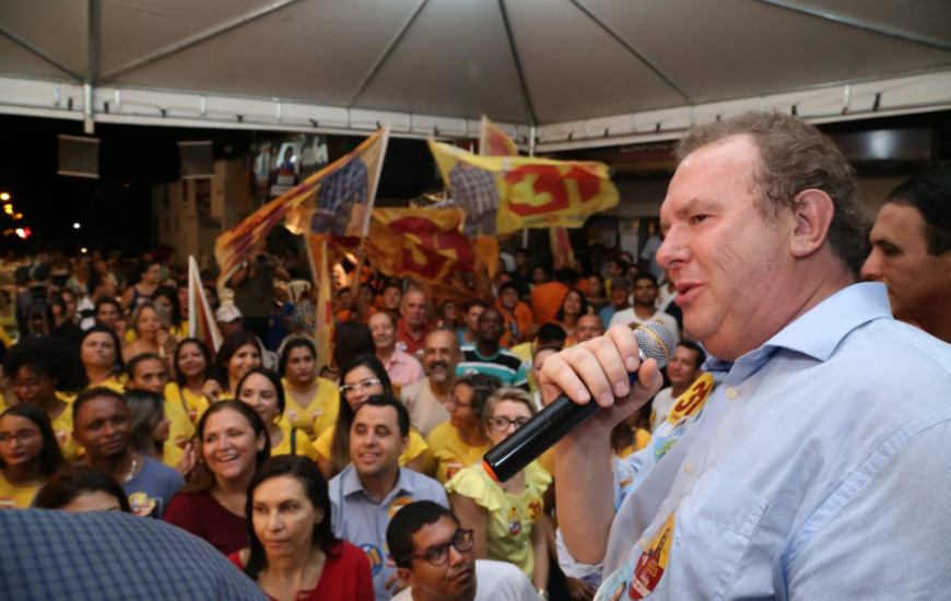 Candidato faz ato de campanha novamente em Gurupi, a uma semana das eleições