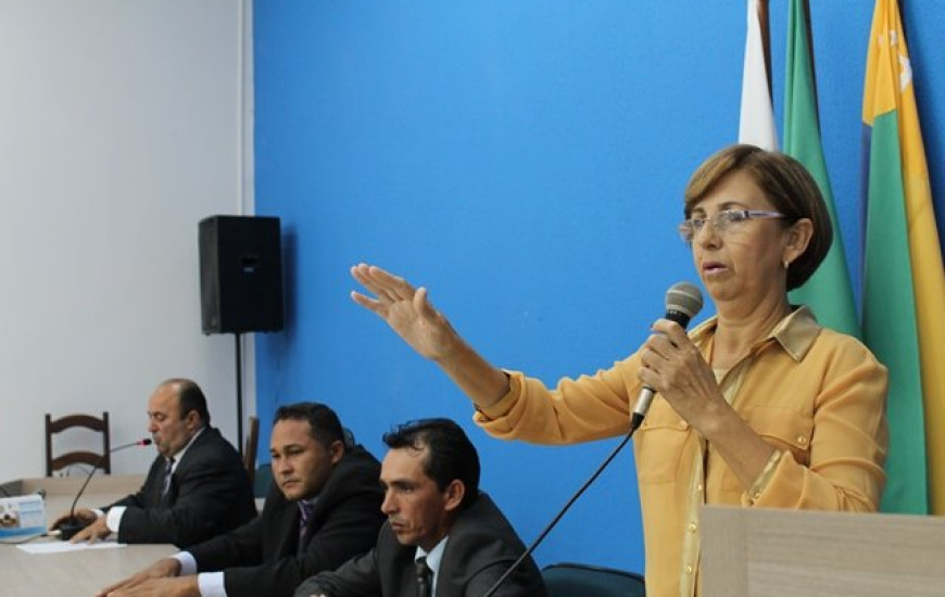 Elsir tomou posse nesta 3ª após decisão do juiz