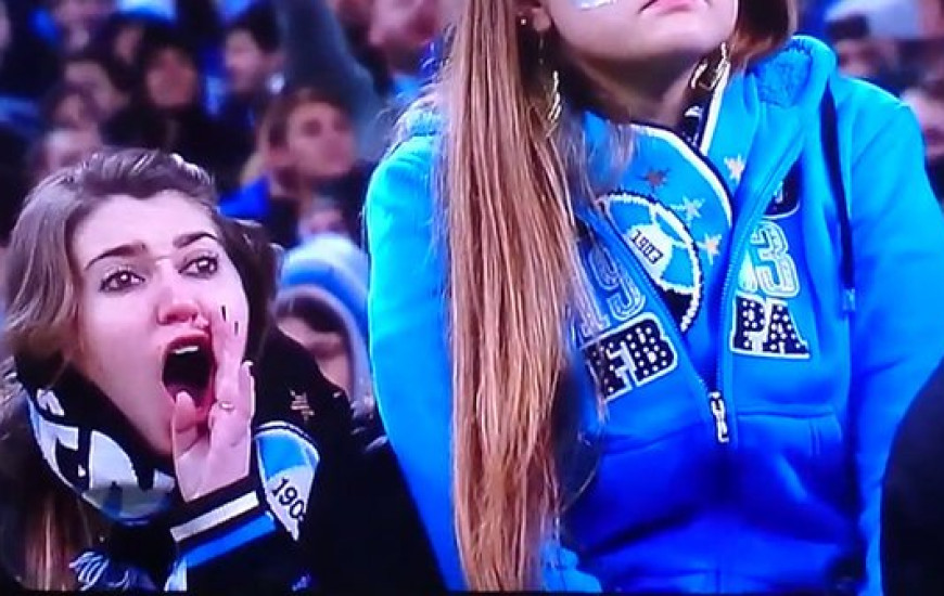 Torcedora foi flagrada por câmeras