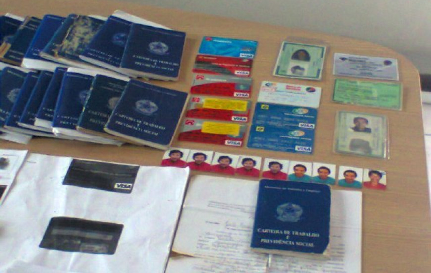 Documentos apreendidos