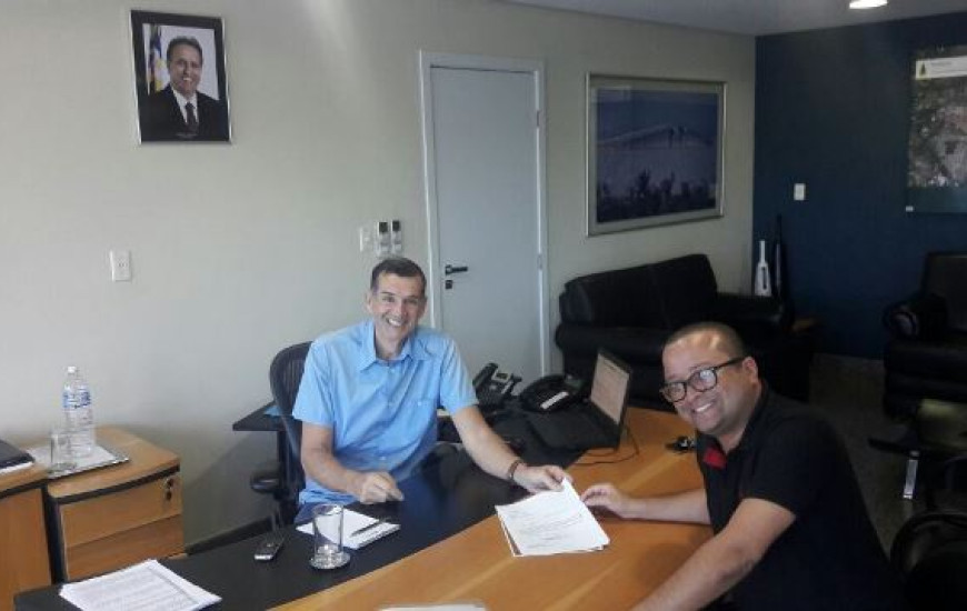 Após solicitação, secretário garante obras