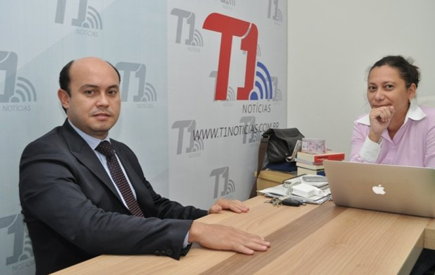 Sandoval na redação do T1