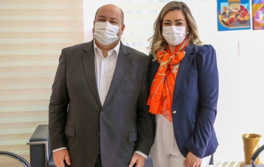 Cinthia Ribeiro (PSDB) e André Gomes (Avante)