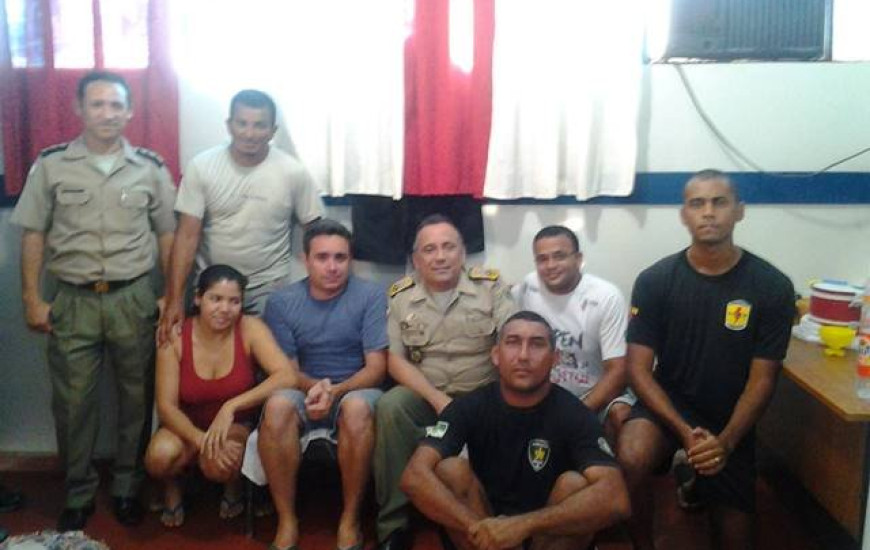Comandante da PM visitou policiais no quartel