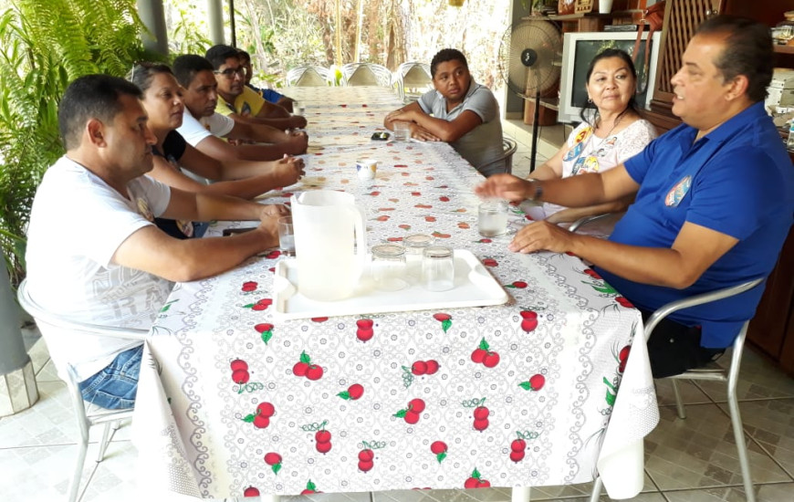 Reunião aconteceu na residência da prefeita Myiuki