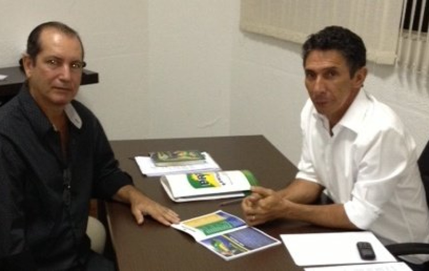 Raul com Julio Fidelix