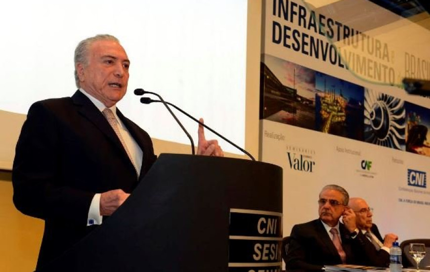 Temer esteve na abertura de seminário da CNI