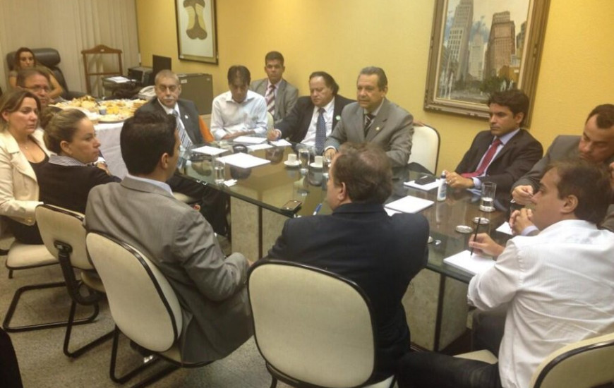 Reunião acontece em Brasília nesta manhã