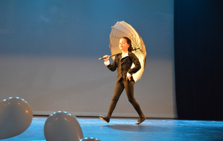 A Mostra será apresentada por cerca de 60 alunos das turmas de balé e jazz