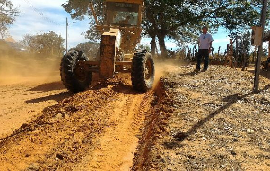 Governador entrega obras