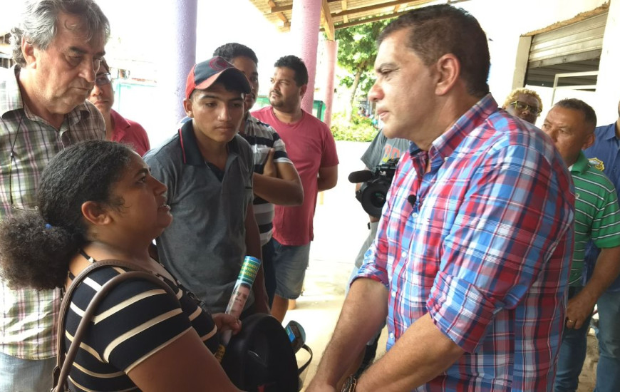 Amastha ouve demandas de moradores