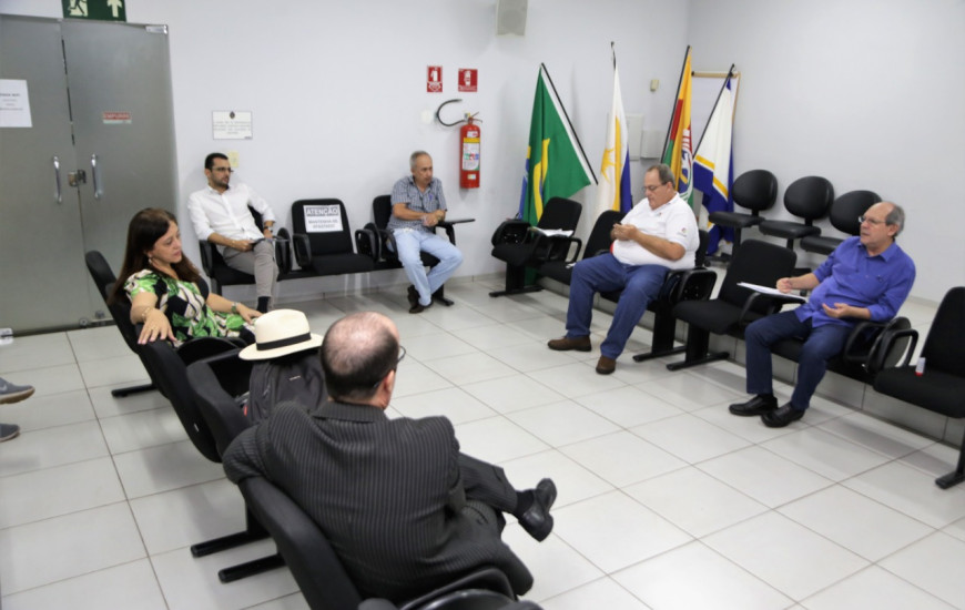 Prefeitura discute nova medidas com Aciara e DPE