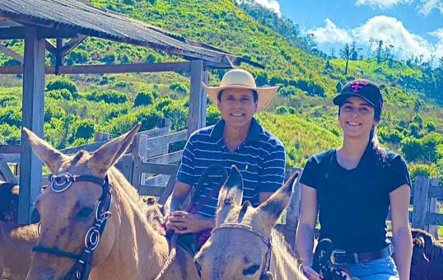 Nilton e sua filha Myllena 