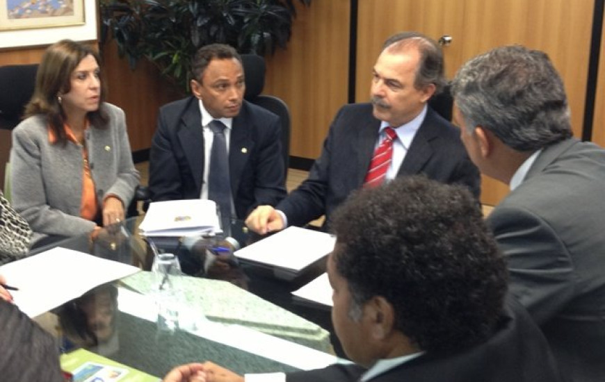 Nilmar durante reunião com Ministro da Educação