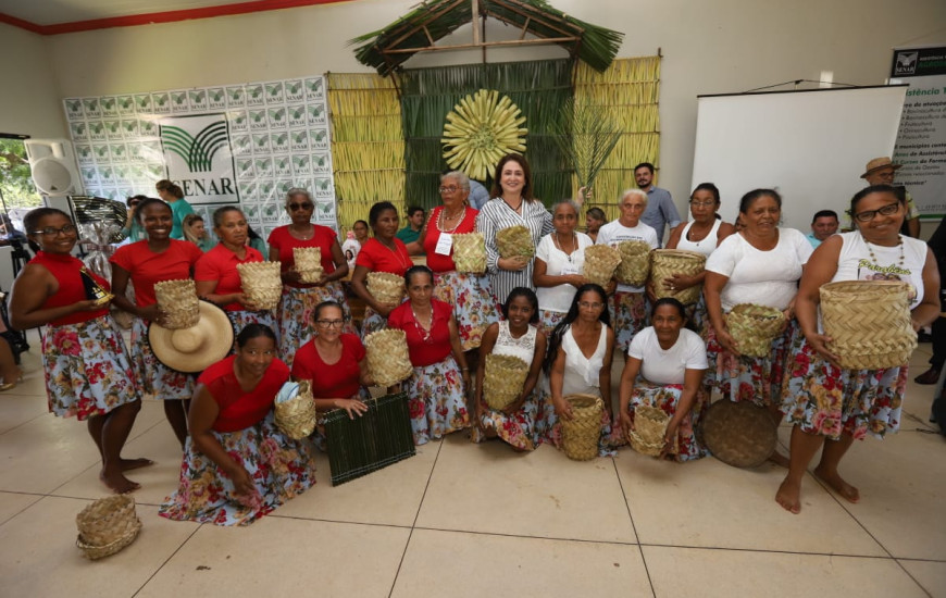 Quebradeiras querem agroindústria com matéria-prima do Coco Babaçu
