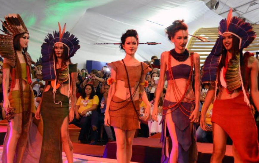 Modelos apresentam peças nos JMPI