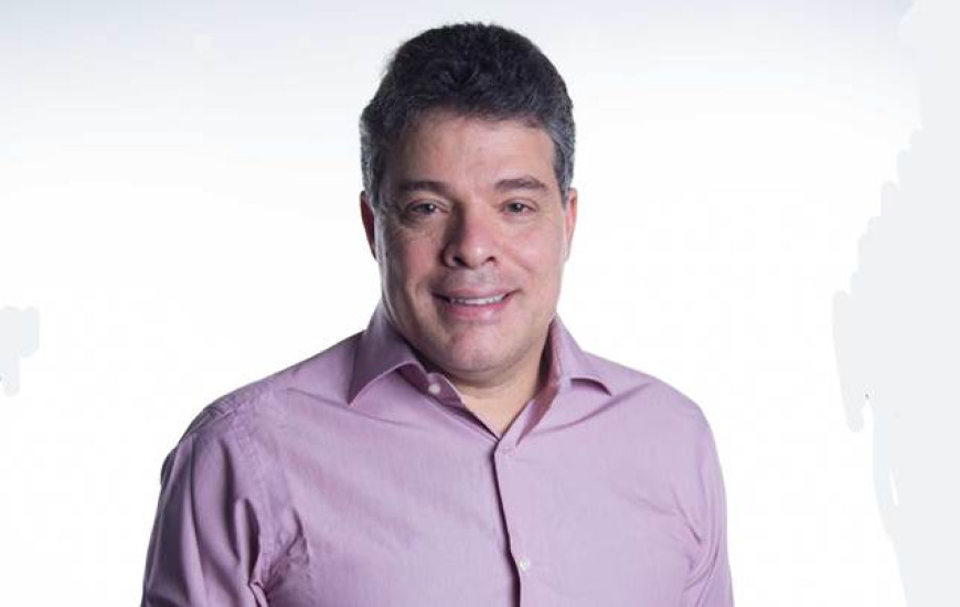 Candidato aponta "desespero dos concorrentes"