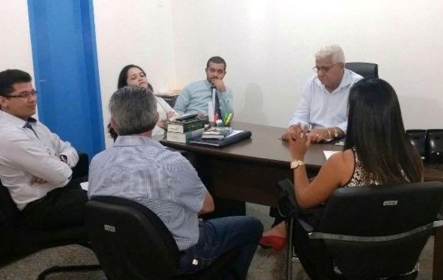 Reunião é realizada na sede do Procon
