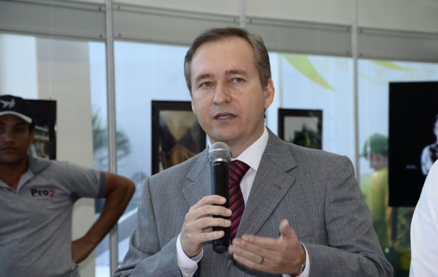 Alan Barbiero toma posse na Administração e RH