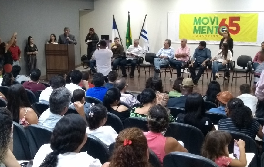 Presidente regional do partido, Ivory Lira, durante o seu discurso no lançamento