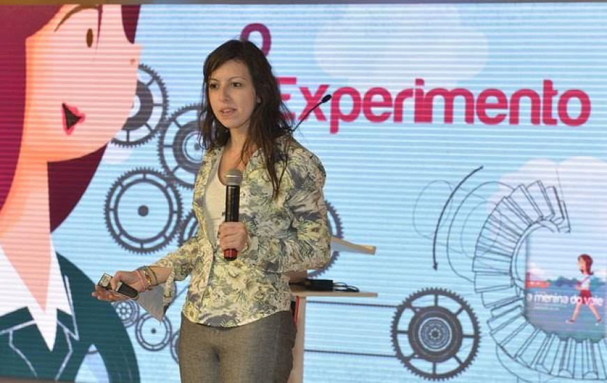 Bel Pesce faz palestra em Palmas no dia 30