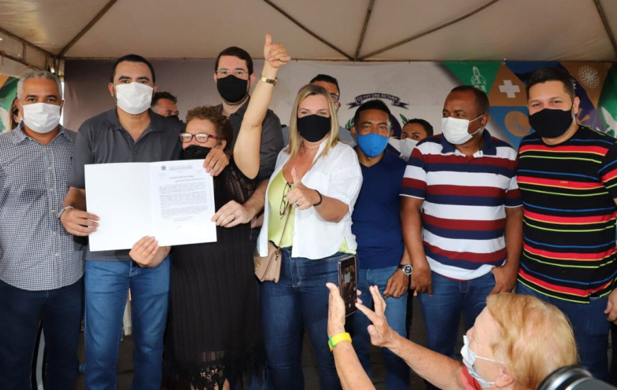 Entrega dos títulos aconteceu neste domingo, 30