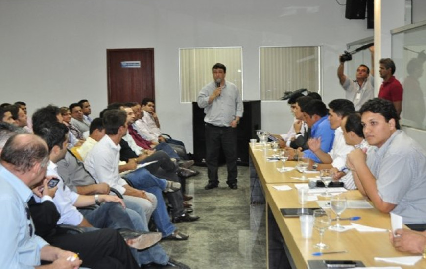 Reunião na Câmara de Palmas