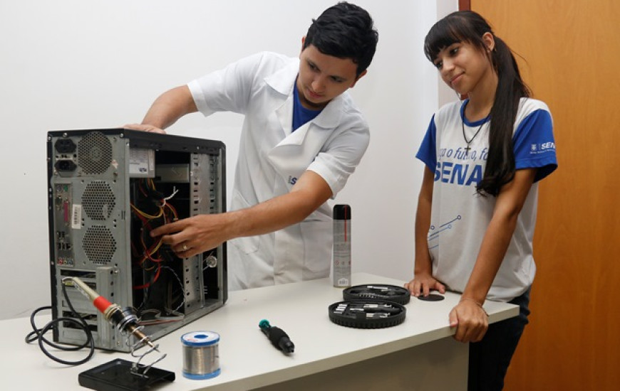 Senai oferece capacitação em Palmas e Paraíso