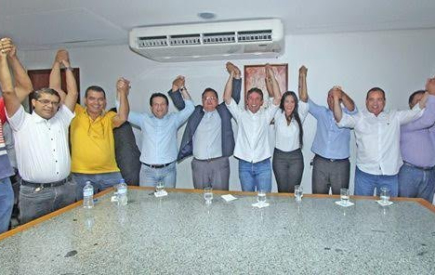 João Campos é indicado como vice