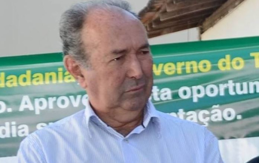 Ex-prefeito teria perdido controle do veículo e morreu no local