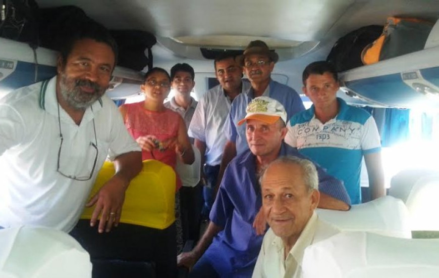 Caravana de apicultores segue com destino ao Pará