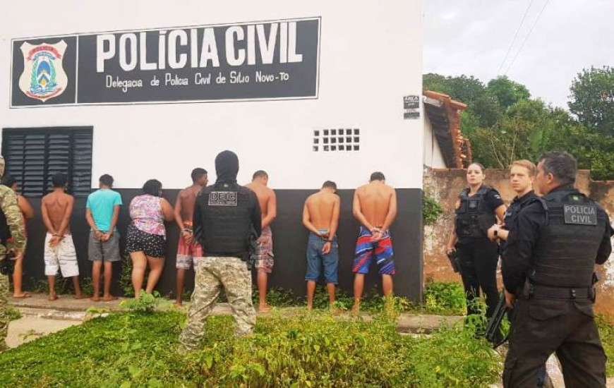 Suspeitos de tráfico interestadual de entorpecentes. 