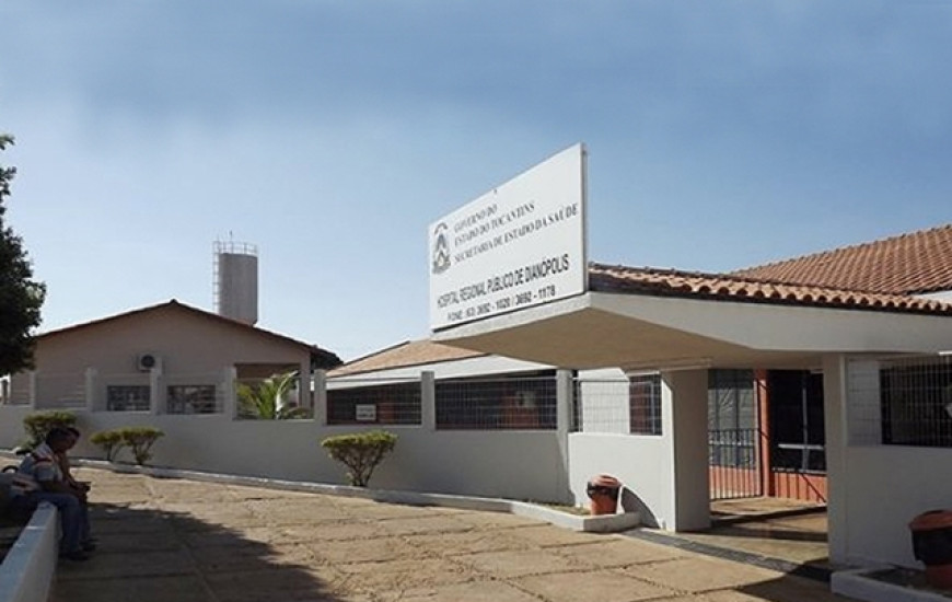 Médicos atendem no Hospital Regional de Dianópolis