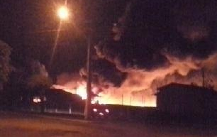 Incêndio destruiu cisternas