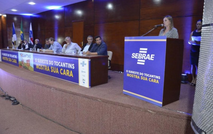 Claudia visita seminário Sudeste do Tocantins