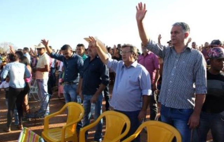 Vilmar participa de missa no Senhor do Bonfim 