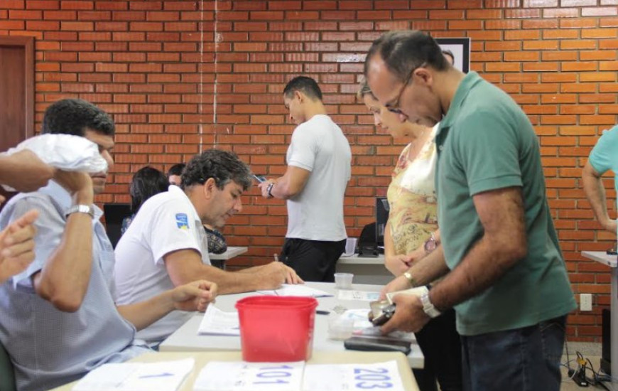 Kits podem ser retirados até este sábado