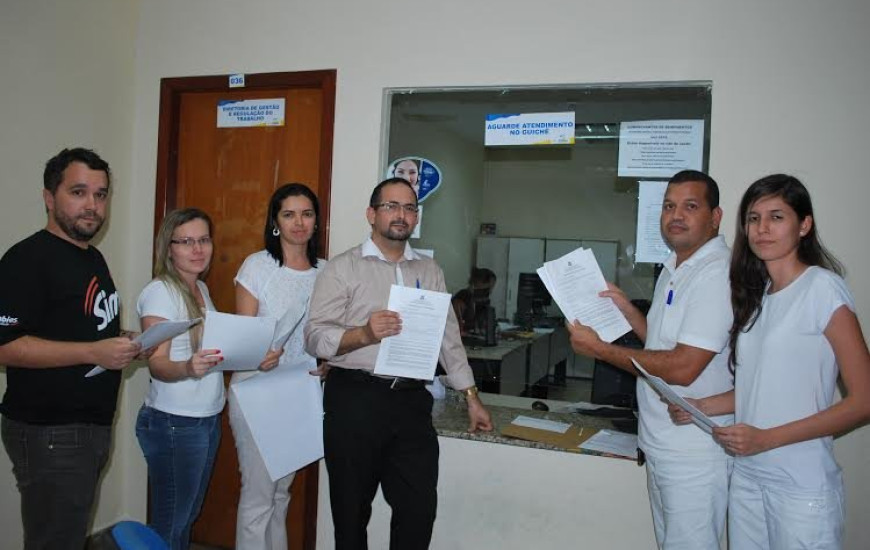 Farmacêuticos protocolam ofício