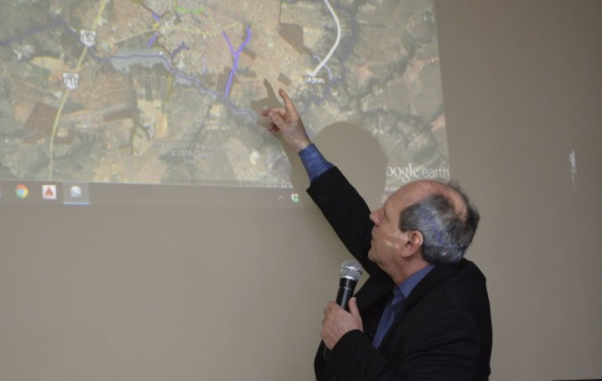 Dimas volta ao cargo e cumpre agenda em Brasília e Palmas