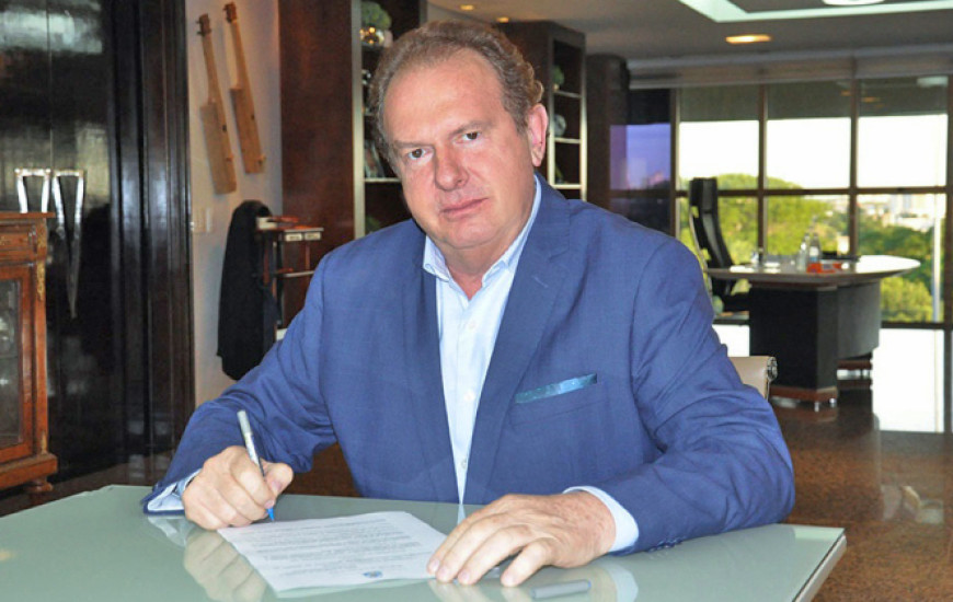 Governador destaca que MP torna parcelamento de dívidas mais acessível.