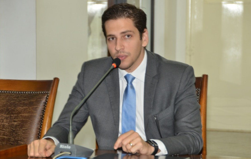 Olyntho defende duplicação de Rodovia, mas questiona valores