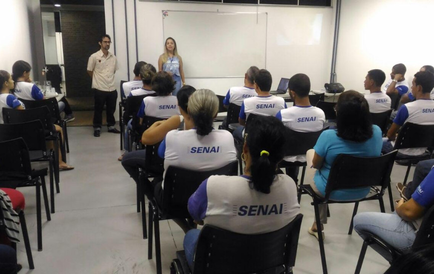  As palestras continuam até o dia 13