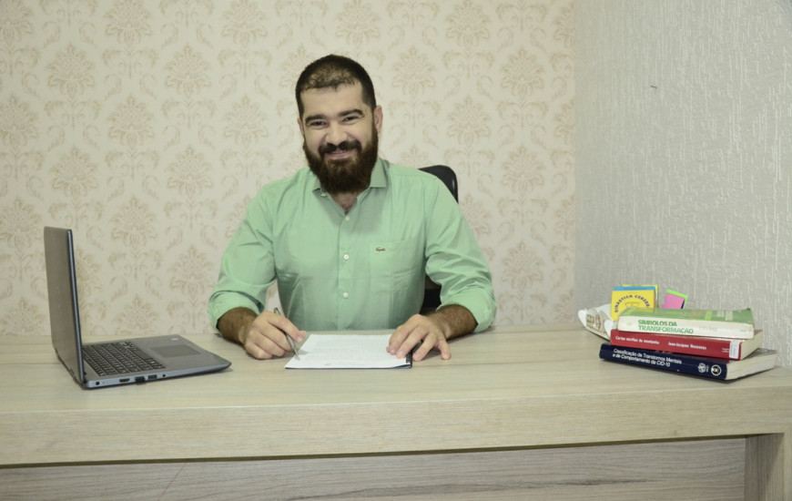 Psicólogo Piettro Lamonier