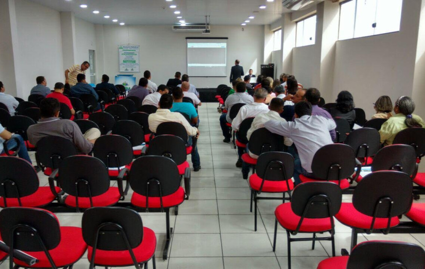 Interessados podem fazer as inscrições via internet