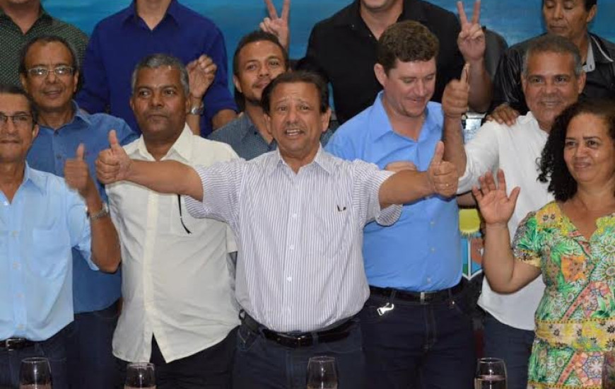 Otoniel recebe apoio de partidos