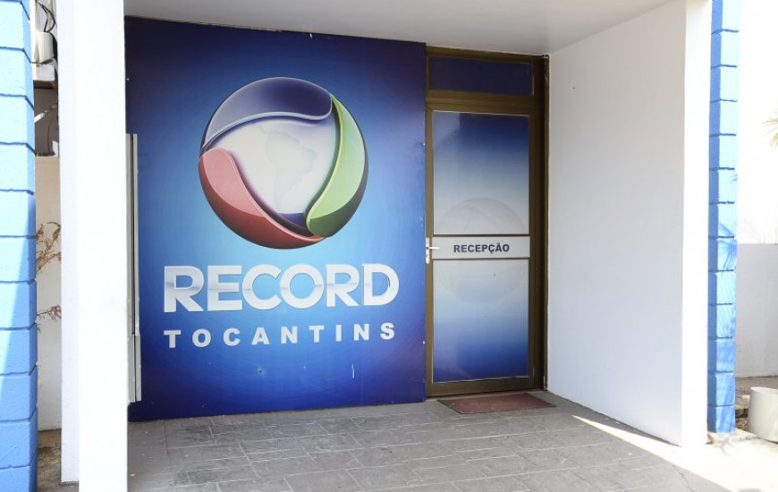 TV Record realiza debate às 22h40